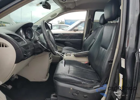 2014 Chrysler Town & Country Touring z USA, uszkodzony, nr VIN 2C4RC1BG3ER211396